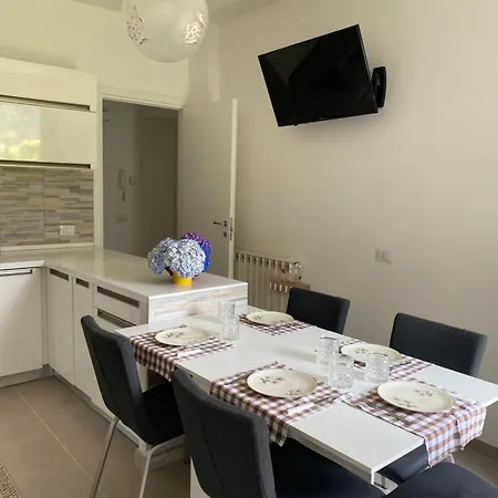 Luna Apartment